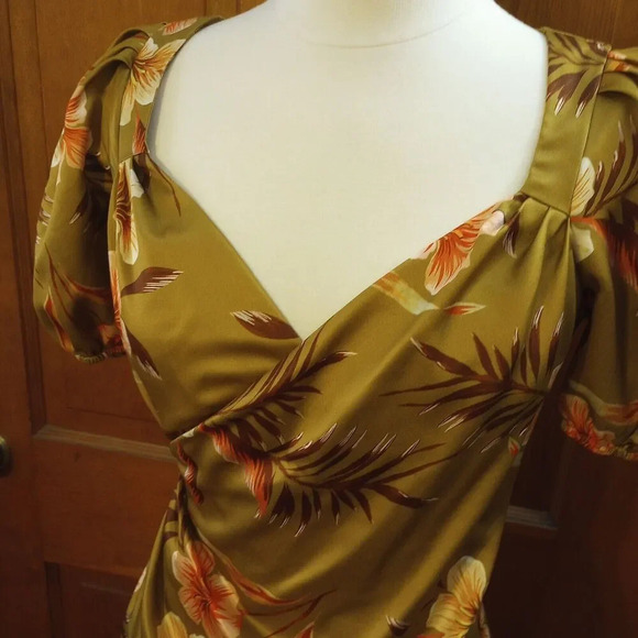 Revolve LPA Pinched Wrap Dress in Lush Tropics Green- Size XXS Mini Dress - Picture 3 of 7